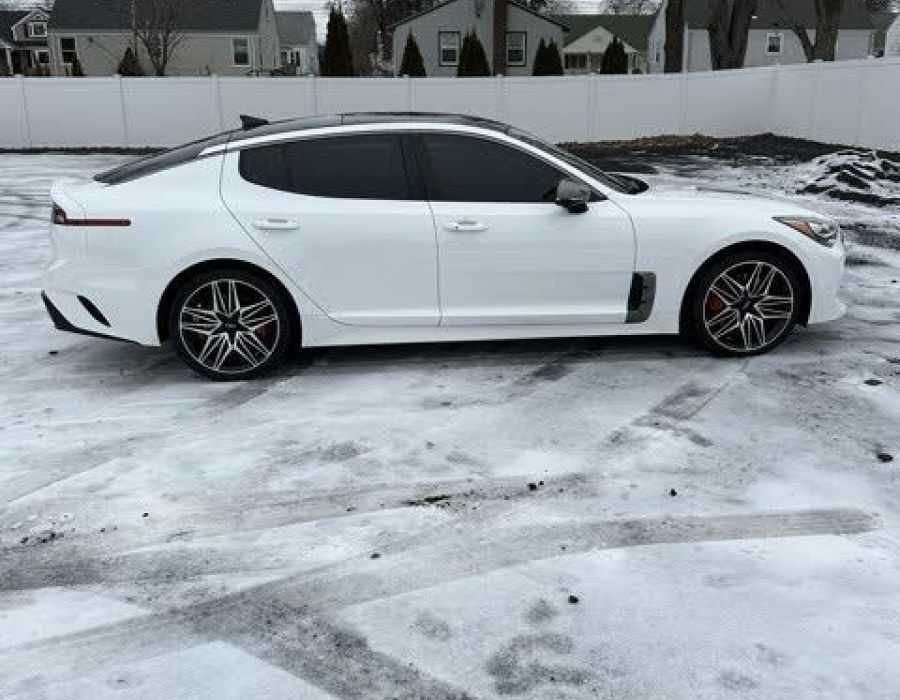 2023 KIA STINGER GT