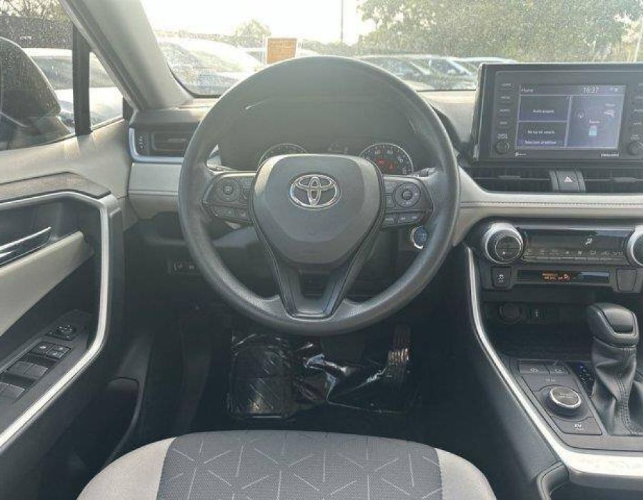 2022 TOYOTA RAV4 Hybrid AWD XLE 4dr SUV W.