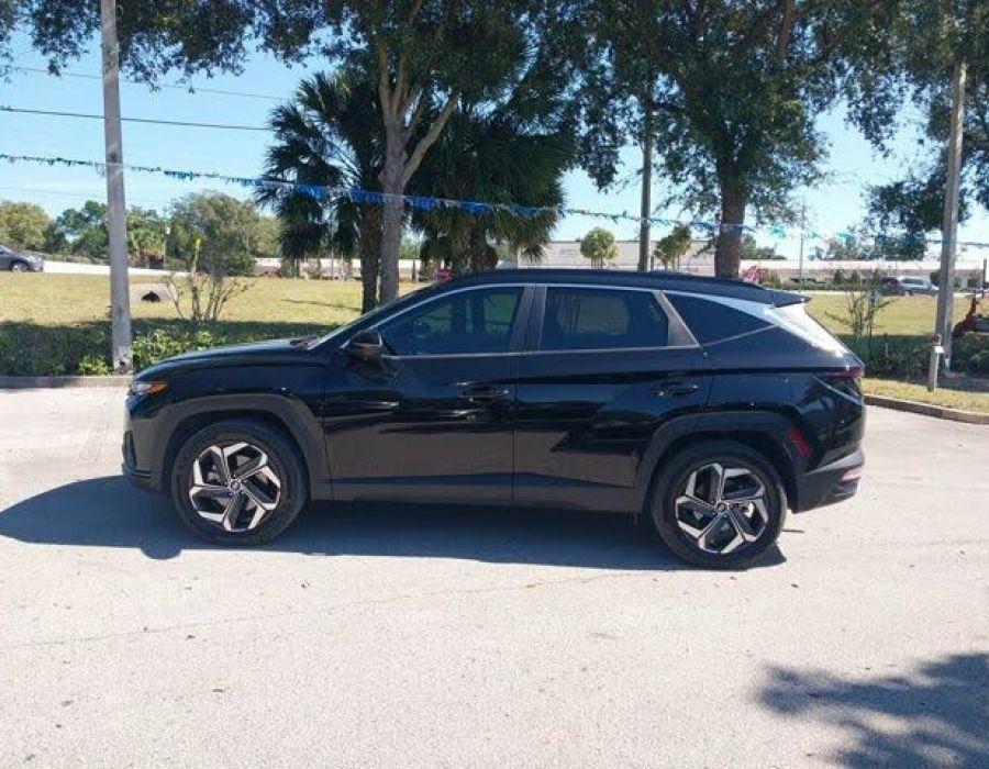 2022 HYUNDAI TUCSON HYB SEL COVENIENCE